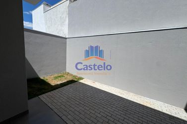 Casa &agrave; venda - 58m&sup2; - JARDIM DAS CEREJEIRAS