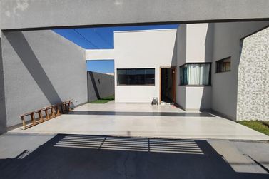 Casa &agrave; venda - 96m&sup2; - Parque Colina Verde