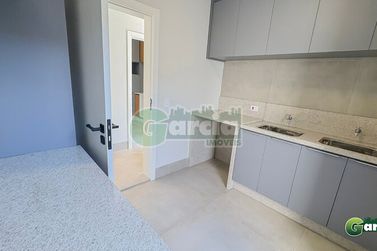 Casa &agrave; venda - 250m&sup2; - Residencial Portal das &Aacute;guas