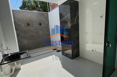 Casa &agrave; venda - 97m&sup2; - JARDIM PORTUGU&Ecirc;S
