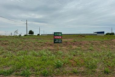 Terreno &agrave; venda - 828m&sup2; - PARQUE INTERLAGOS