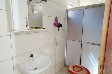 Casa &agrave; venda - 100m&sup2; - Zona VI