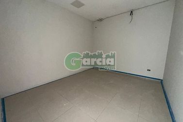 Sal&atilde;o Comercial para alugar - 730m&sup2; - Zona I