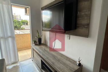 Apartamento &agrave; venda - 65m&sup2; - Zona II