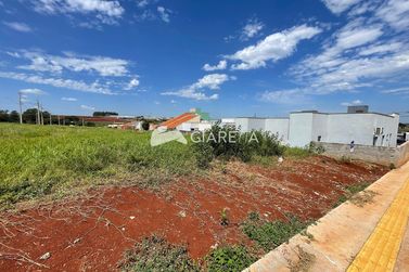 Terreno &agrave; venda - 270m&sup2; - JARDIM PINHEIRINHO