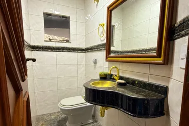 Sobrado &agrave; venda - 376m&sup2; - Zona I