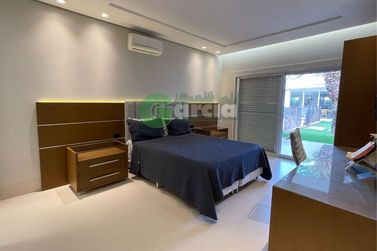 Casa &agrave; venda - 688m&sup2; - -