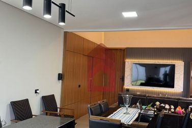 Casa &agrave; venda - 154m&sup2; - Paysage Unique Condom&iacute;nio