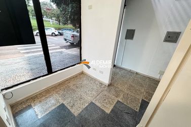 Sala Comercial para alugar - 42m&sup2; - Zona 1