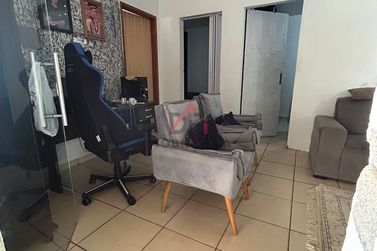 Casa &agrave; venda - 90m&sup2; - Conjunto Habitacional Sonho Meu