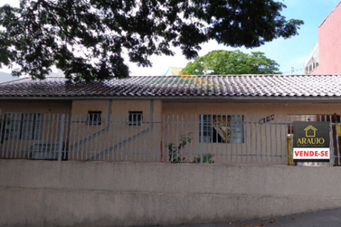 Casa &agrave; venda - 236m&sup2; - Zona I