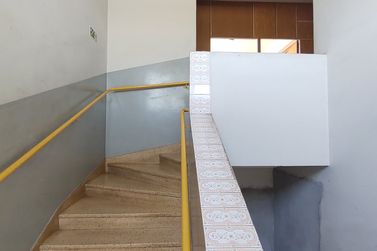 Sal&atilde;o Comercial para alugar - 150m&sup2; - Centro