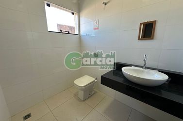 Sal&atilde;o Comercial para alugar - 730m&sup2; - Zona I