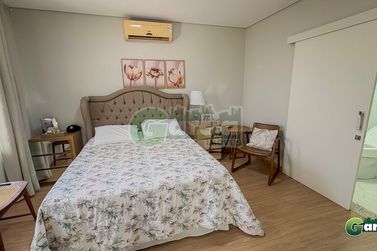 Casa &agrave; venda - 900m&sup2; - Parque Cidade Jardim