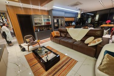 Casa &agrave; venda - 275m&sup2; - Condom&iacute;nio Royal Garden