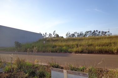 Terreno &agrave; venda - 376m&sup2; - Parque Firenze