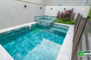 Casa &agrave; venda - 276m&sup2; - -