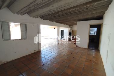 Casa &agrave; venda - Zona II