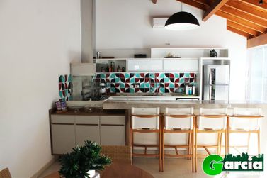 Sobrado &agrave; venda - 300m&sup2; - Jardim Veleiros