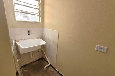 Apartamento para alugar - 59m&sup2; - Zona III