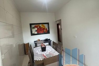 Casa &agrave; venda - 80m&sup2; - Jardim Gar&ccedil;as