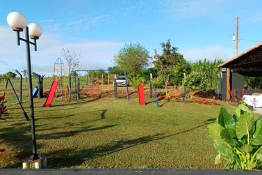 Ch&aacute;cara &agrave; venda - 20m&sup2; - Estrada Jaborandi