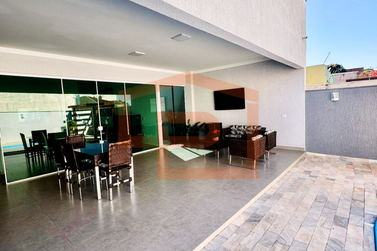 Casa &agrave; venda - 214m&sup2; - Jardim Tamoio