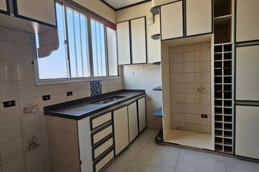 Apartamento &agrave; venda - 133m&sup2; - Zona III