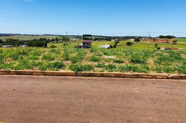 Terreno &agrave; venda - 216m&sup2; - Parque Residencial Metropolitano