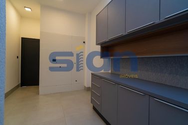 Casa &agrave; venda - 375m&sup2; - Zona VII