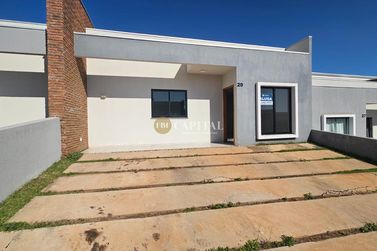 Casa &agrave; venda - 80m&sup2; - Zona V
