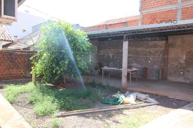 Casa &agrave; venda - 50m&sup2; - Jardim Verde Vale