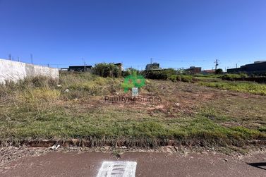 Terreno &agrave; venda - 140m&sup2; - Parque Colina Verde