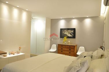 Sobrado &agrave; venda - 342m&sup2; - Conjunto Residencial Portal das &Aacute;guas