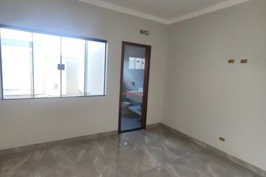 Casa &agrave; venda - 84m&sup2; - Zona I