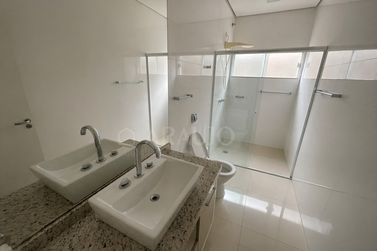 Casa &agrave; venda - 300m&sup2; - CONDOM&Iacute;NIO PARQUE CIDADE JARDIM