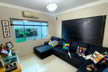 Casa &agrave; venda - 224m&sup2; - Jardim Lisboa