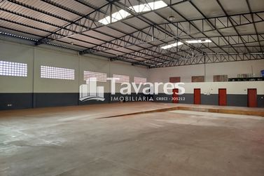 Sal&atilde;o Comercial para alugar - 700m&sup2; - Jardim Santiago