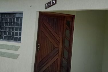 Casa para alugar - 100m&sup2; - JARDIM PARA&Iacute;SO