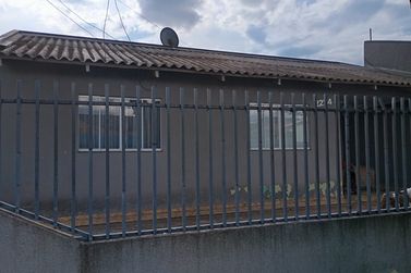Casa &agrave; venda - 83m&sup2; - CONJUNTO RESIDENCIAL OURO PRETO
