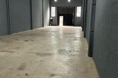 Sal&atilde;o Comercial &agrave; venda - 200m&sup2; - Jardim Nova Am&eacute;rica