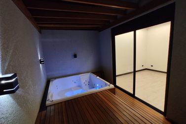 Casa &agrave; venda - 241m&sup2; - Paysage Essenza Condom&iacute;nio