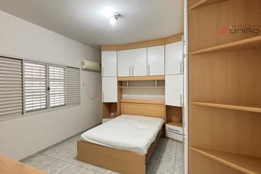 Casa &agrave; venda - 133m&sup2; - Zona V