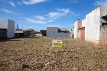 Terreno &agrave; venda - 181m&sup2; - Jardim Oriente