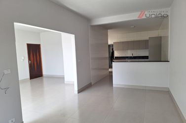 Apartamento para alugar - 150m&sup2; - Zona I