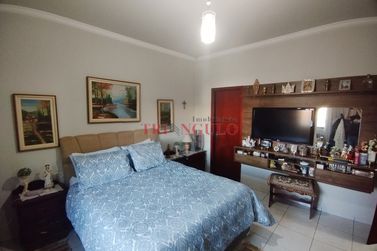 Casa &agrave; venda - 149m&sup2; - JARDIM PARAISO