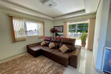 Sobrado &agrave; venda - 338m&sup2; - ZONA I