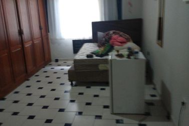 Sala Comercial &agrave; venda - 180m&sup2; - Zona I