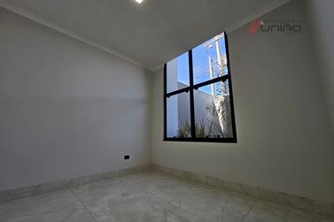 Casa &agrave; venda - 77m&sup2; - Jardim Estancia II