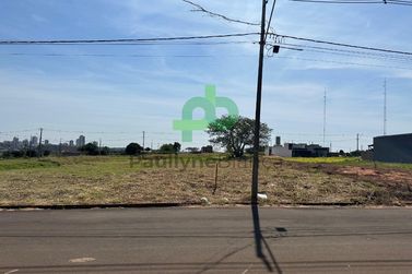 Terreno &agrave; venda - 376m&sup2; - CONJUNTO PATRIM&Ocirc;NIO UMUARAMA